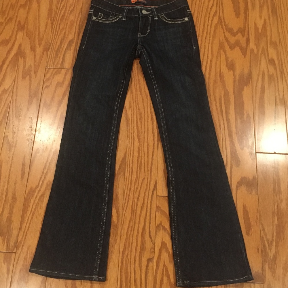 Dark blue jeans
